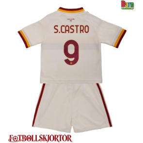AS Roma Santiago Castro #9 Borta Kläder Barn 2026-27 Kortärmad (+ Korta byxor)
